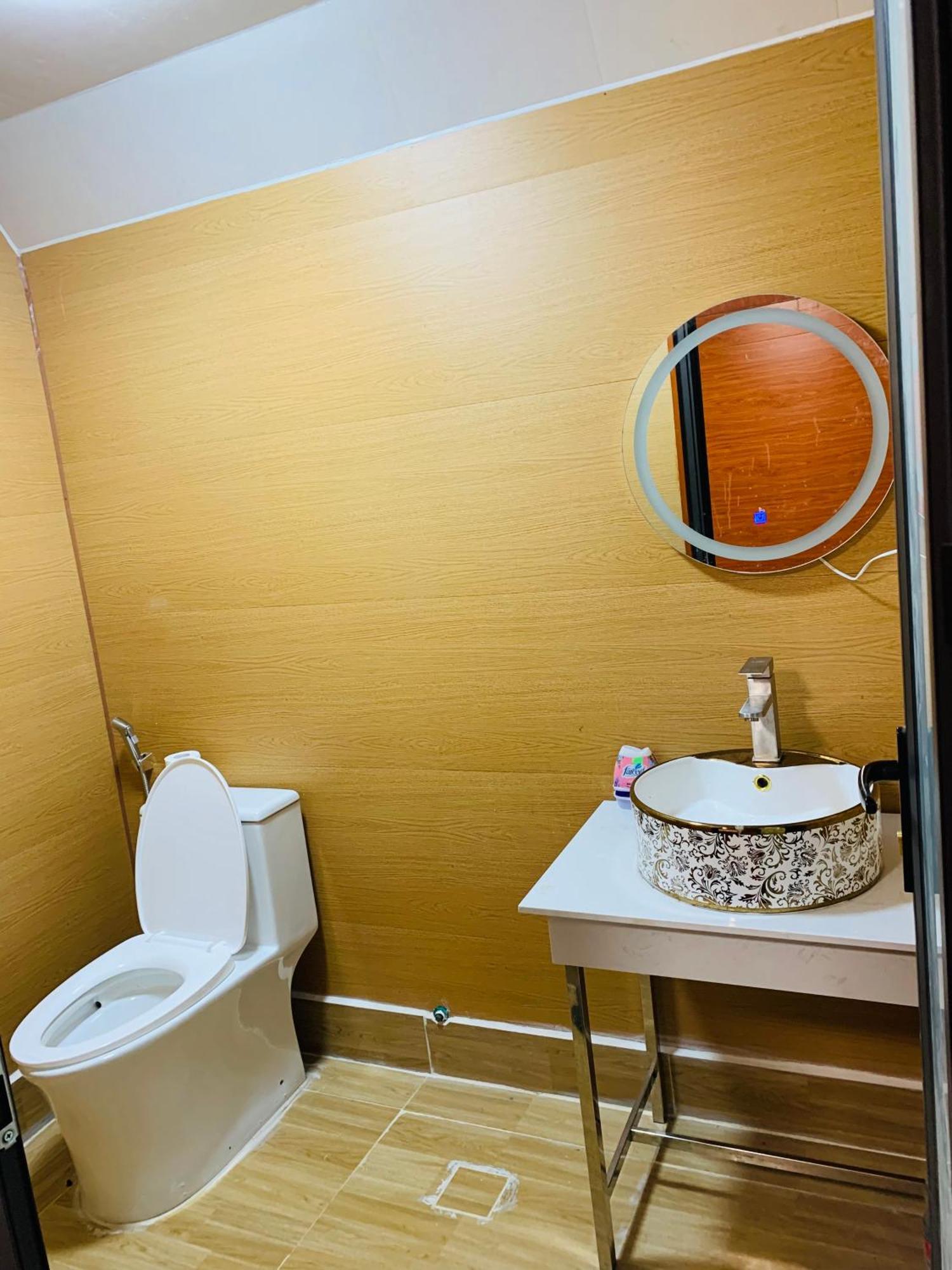 Chu Thien And Lodge Hanoi